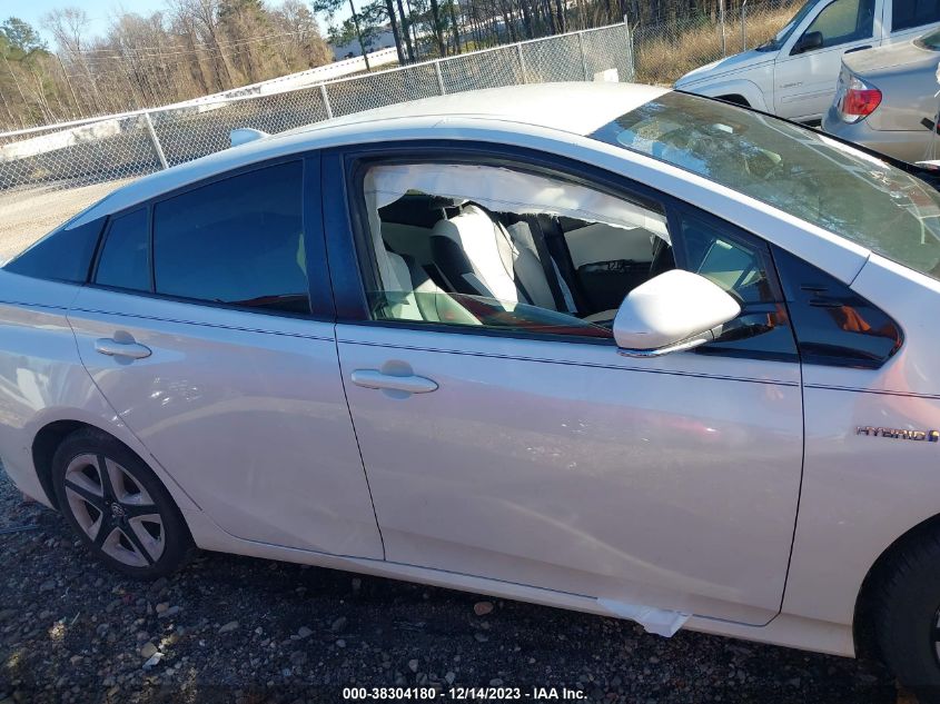 2016 TOYOTA PRIUS FOUR TOURING - JTDKARFUXG3016039