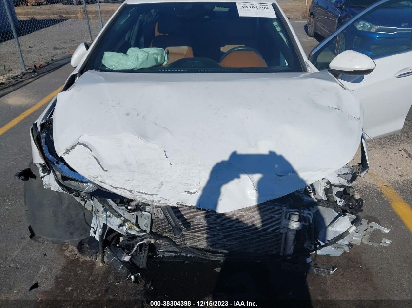 2018 CHEVROLET CRUZE PREMIER AUTO - 1G1BF5SM4J7161053