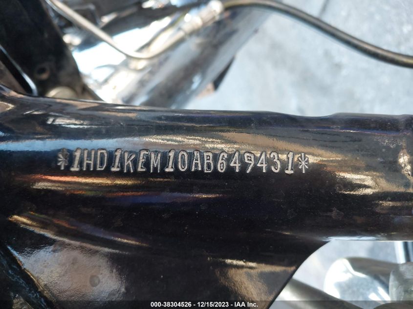 2010 HARLEY-DAVIDSON FLHTK - 1HD1KEM10AB649431