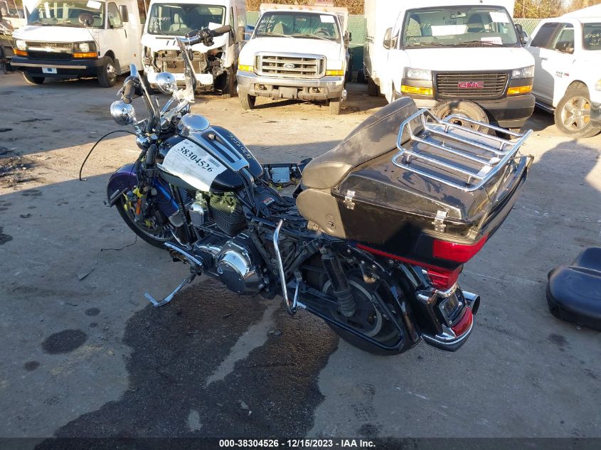 2010 HARLEY-DAVIDSON FLHTK - 1HD1KEM10AB649431