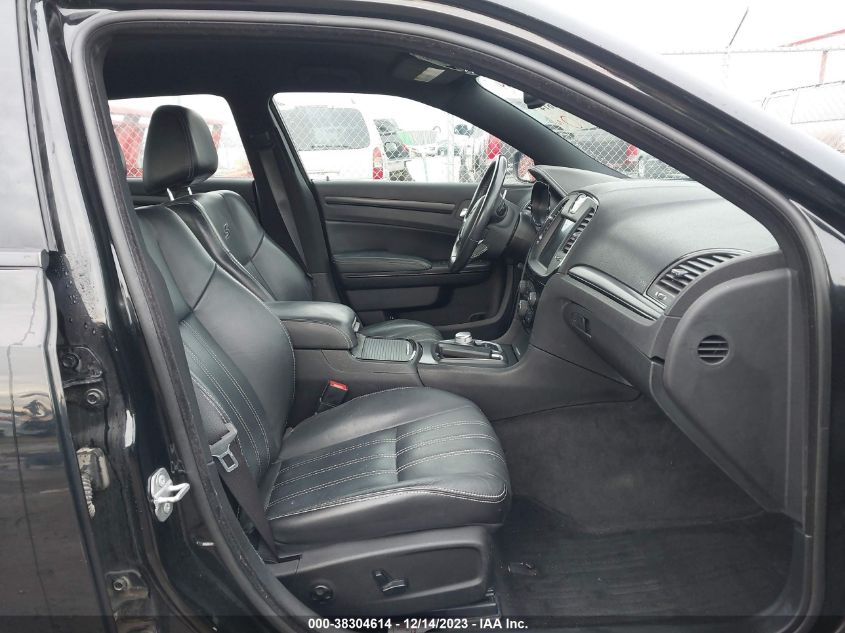 2015 CHRYSLER 300 S - 2C3CCAGG6FH923069