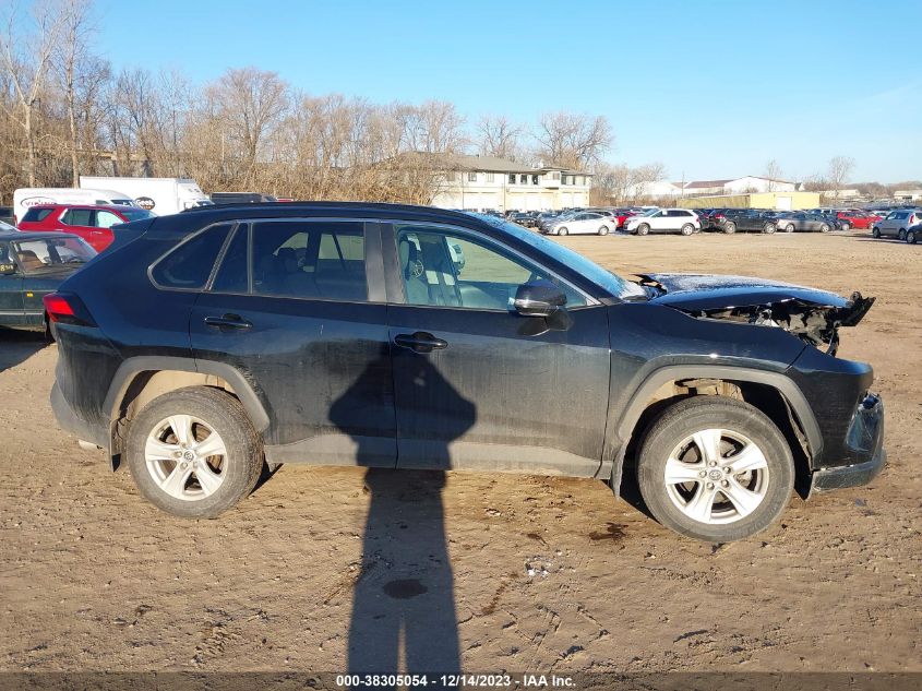 2021 TOYOTA RAV4 XLE - 2T3P1RFVXMC146217