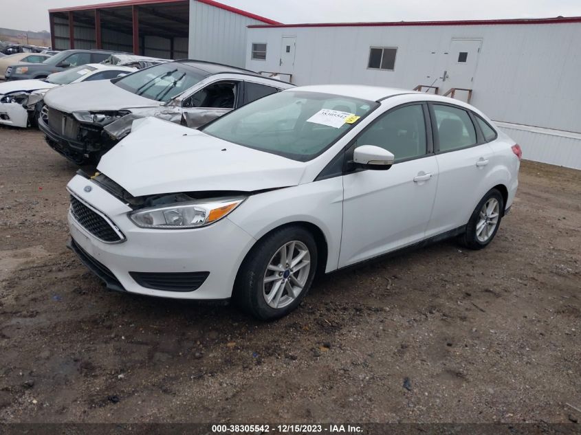 2015 FORD FOCUS SE - 1FADP3F25FL337039