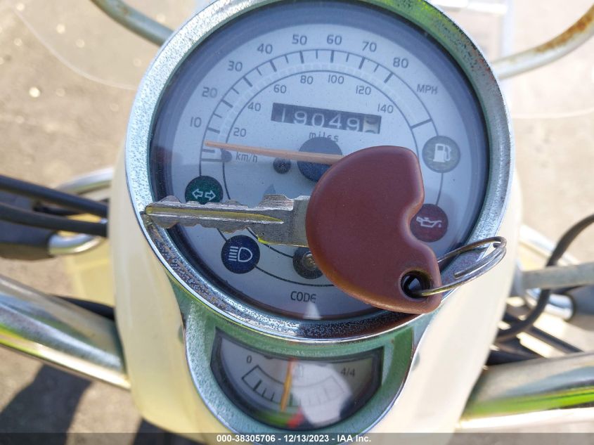 2013 VESPA LX 150IE ZAPM688F3D5201311