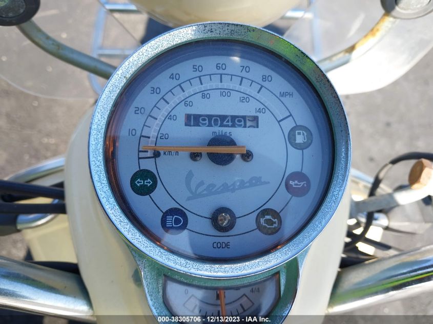 2013 VESPA LX 150IE ZAPM688F3D5201311