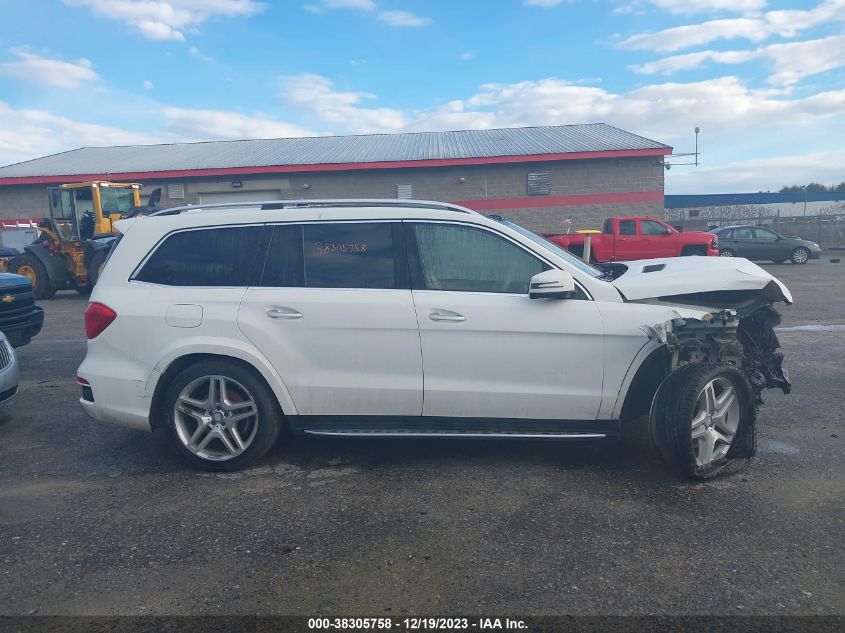2015 MERCEDES-BENZ GL 550 4MATIC - 4JGDF7DE2FA516339