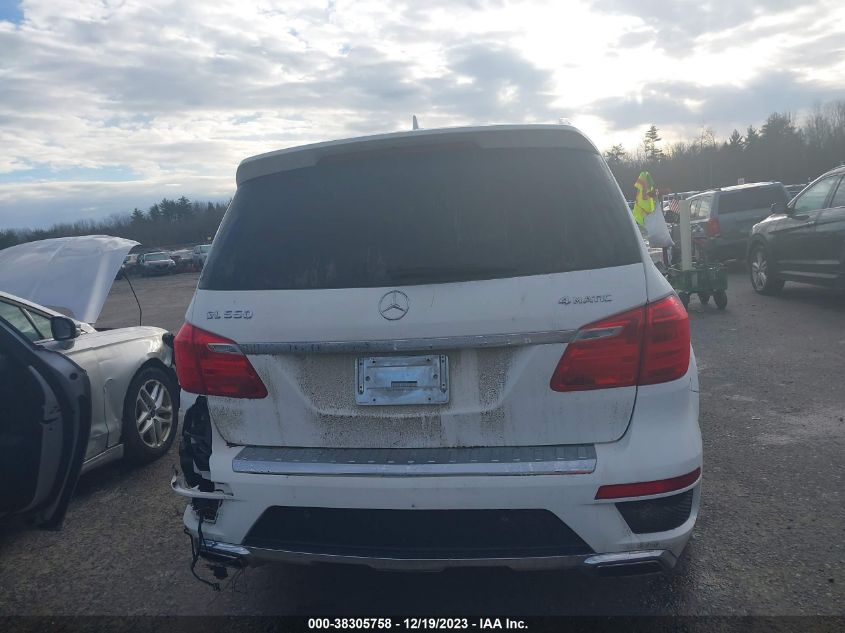 2015 MERCEDES-BENZ GL 550 4MATIC - 4JGDF7DE2FA516339