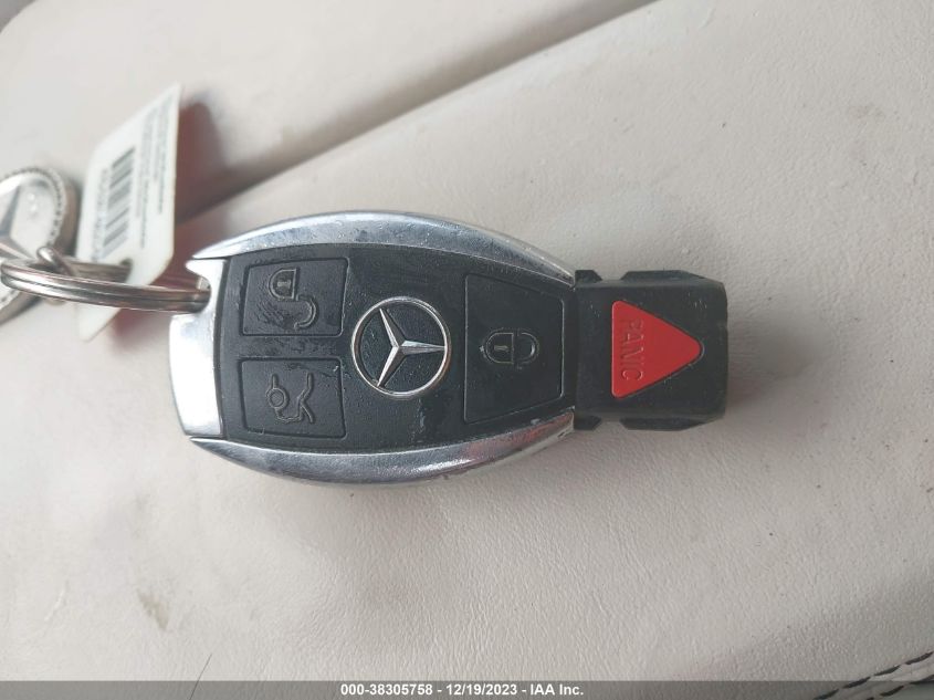 2015 MERCEDES-BENZ GL 550 4MATIC - 4JGDF7DE2FA516339