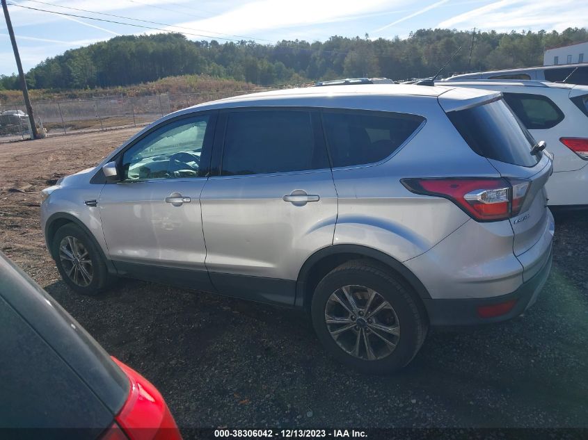 2017 FORD ESCAPE SE - 1FMCU0GD6HUB19424