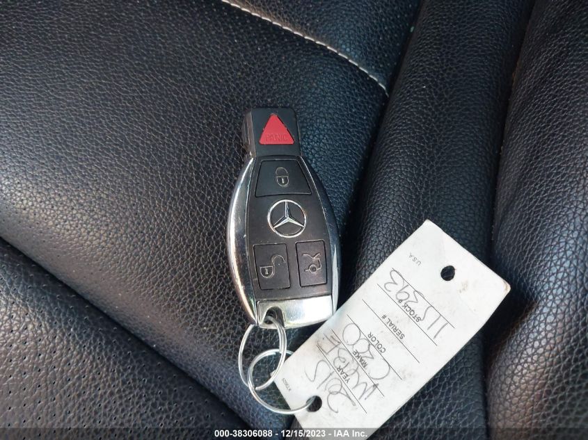 2015 MERCEDES-BENZ C 300 4MATIC/LUXURY 4MATIC/SPORT 4MATIC - 55SWF4KB2FU060000