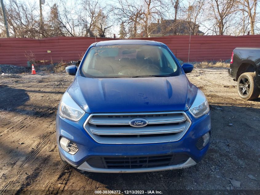 2019 FORD ESCAPE SE - 1FMCU9GD8KUB85713