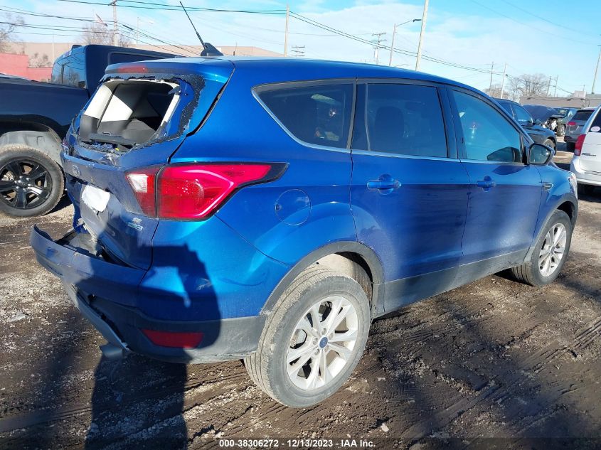 2019 FORD ESCAPE SE - 1FMCU9GD8KUB85713