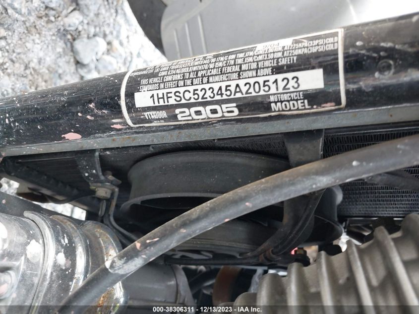 2005 HONDA VTX1300 R 1HFSC52345A205123