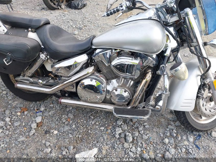 2005 HONDA VTX1300 R 1HFSC52345A205123