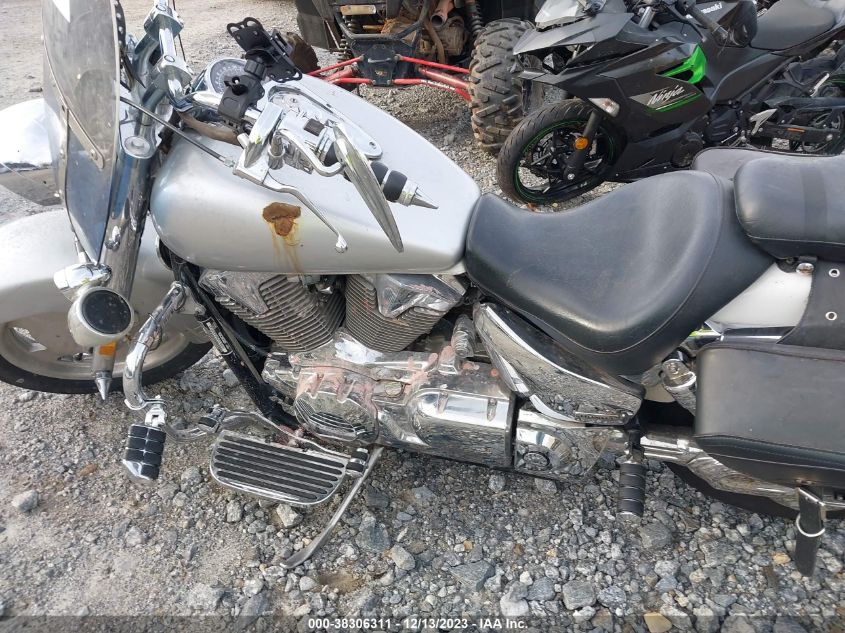2005 HONDA VTX1300 R 1HFSC52345A205123
