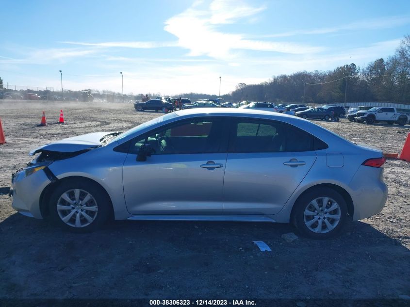 2020 TOYOTA COROLLA LE - JTDEPRAE6LJ005931