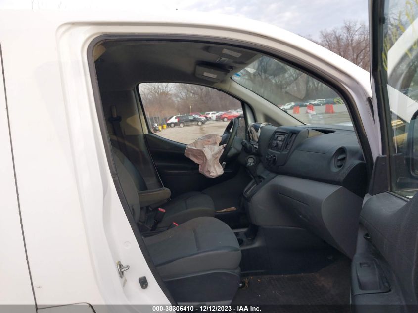 2015 NISSAN NV200 S - 3N6CM0KNXFK730989