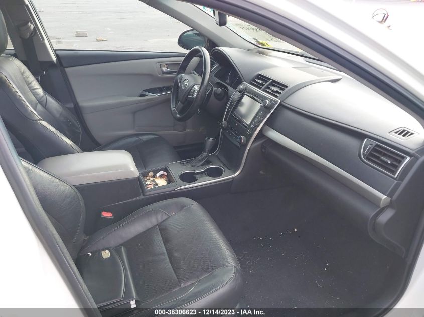 2015 TOYOTA CAMRY SE - 4T1BF1FK8FU928397