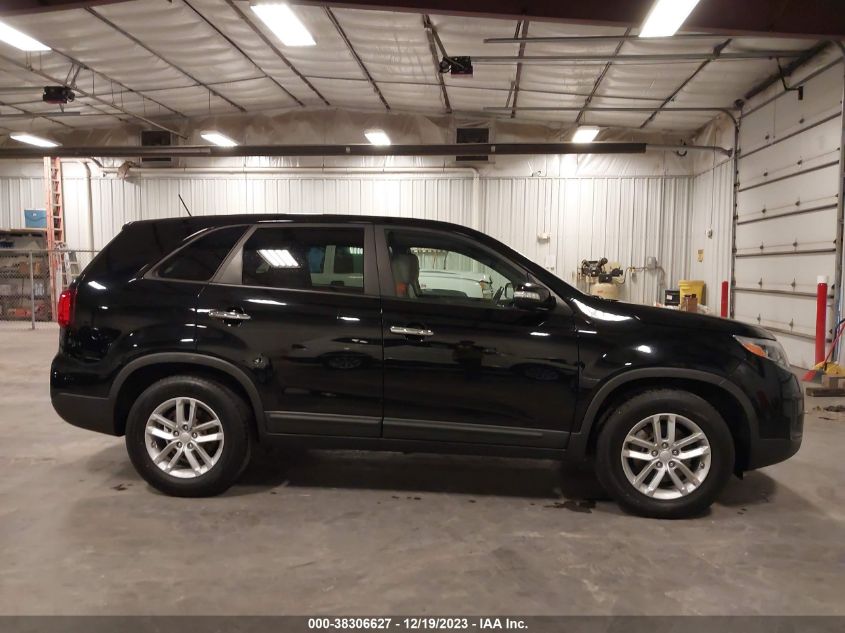 2014 KIA SORENTO LX - 5XYKT3A64EG467010