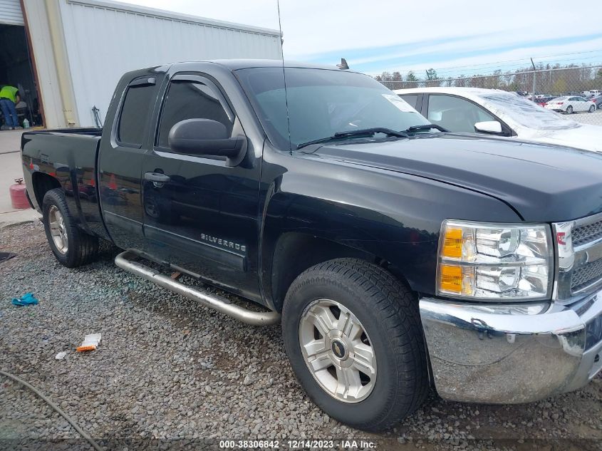 2013 CHEVROLET SILVERADO 1500 LT - 1GCRCSE03DZ245573