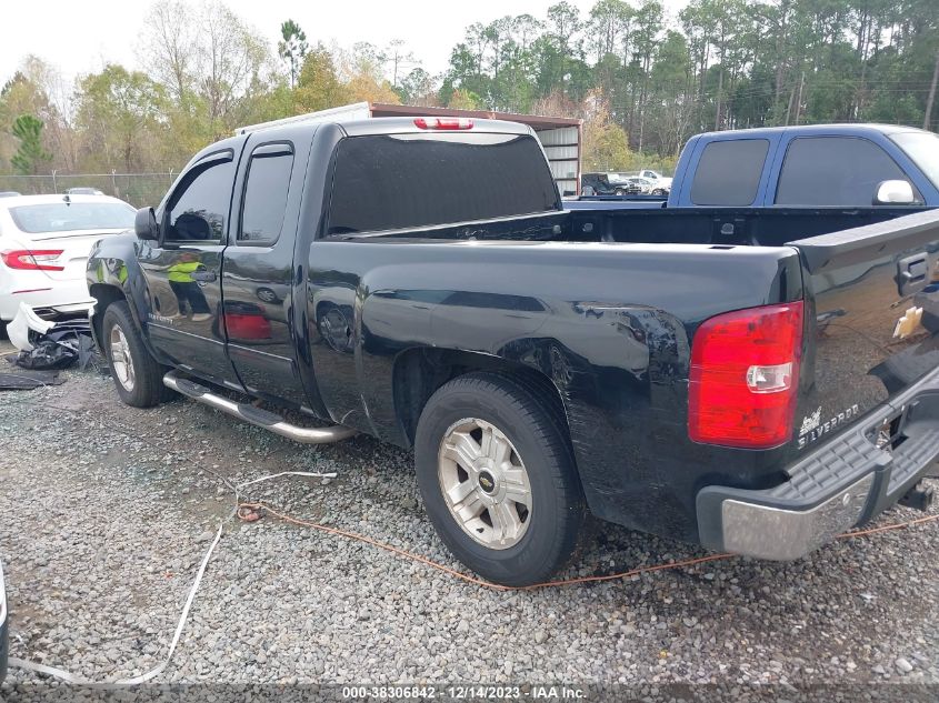 2013 CHEVROLET SILVERADO 1500 LT - 1GCRCSE03DZ245573