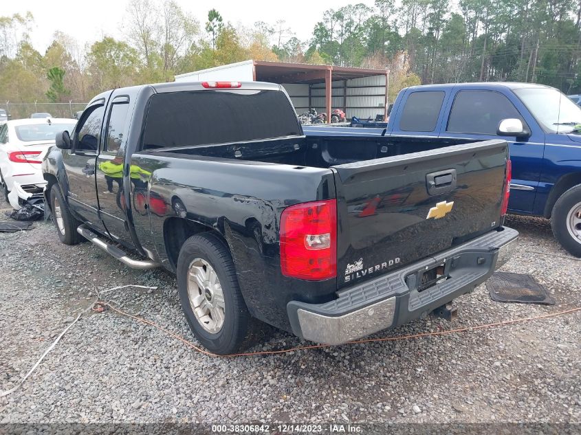 2013 CHEVROLET SILVERADO 1500 LT - 1GCRCSE03DZ245573