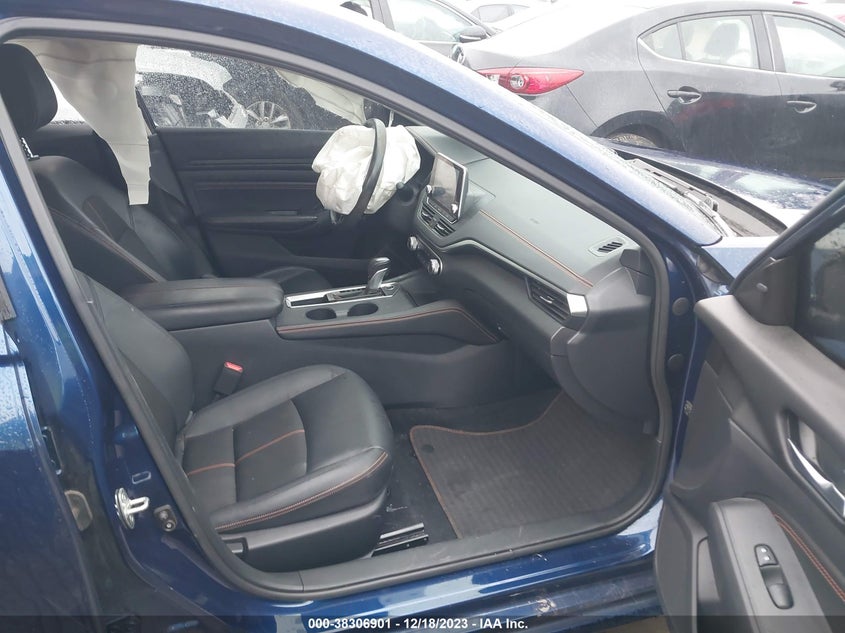 VIN 1N4BL4CV1KC185228 2019 NISSAN ALTIMA SR
