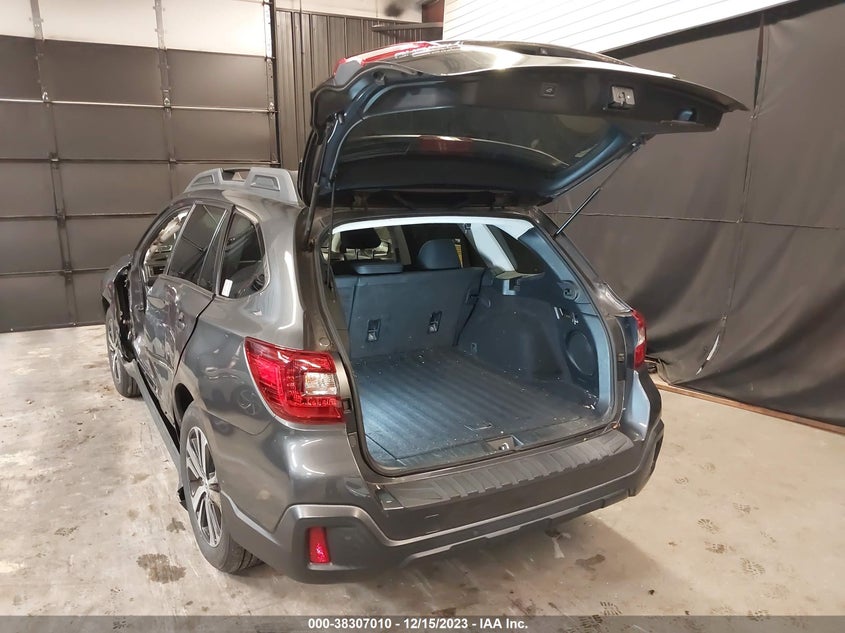 VIN 4S4BSANC7K3235102 2019 SUBARU OUTBACK 2.5I LIMITED