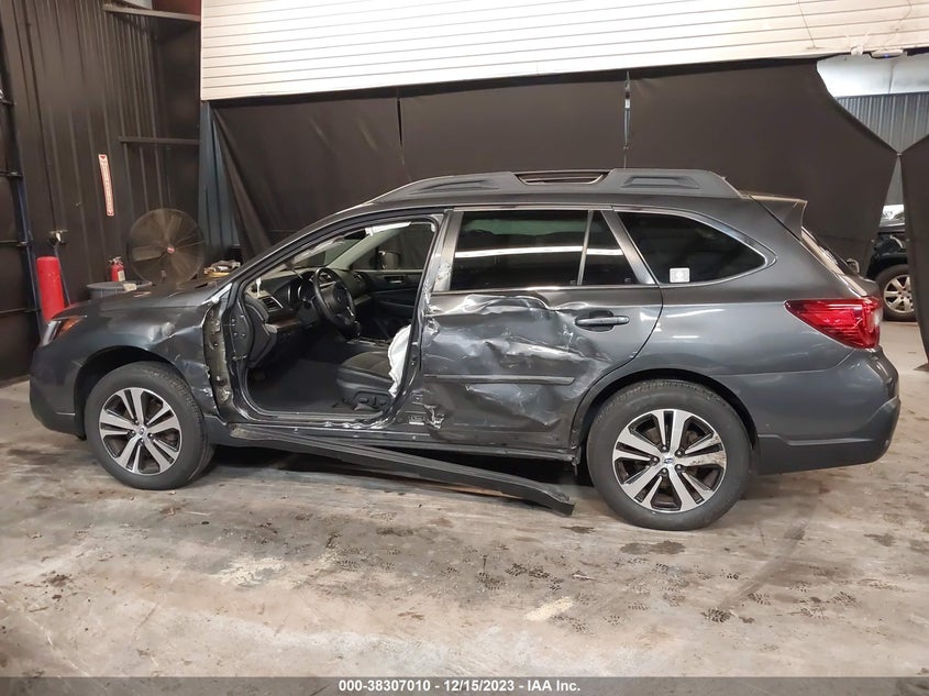 VIN 4S4BSANC7K3235102 2019 SUBARU OUTBACK 2.5I LIMITED
