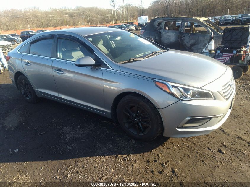 2016 HYUNDAI SONATA SE - 5NPE24AF5GH292316