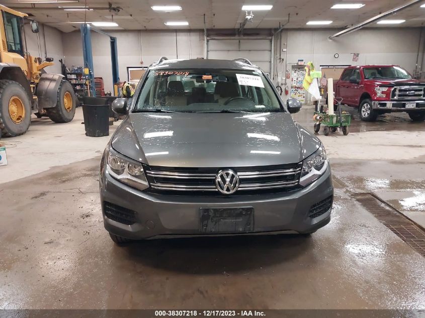 2016 VOLKSWAGEN TIGUAN S - WVGBV7AX2GW032756