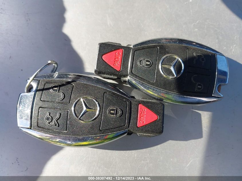 2013 MERCEDES-BENZ GLK-CLASS - WDCGG8JB8DG060060