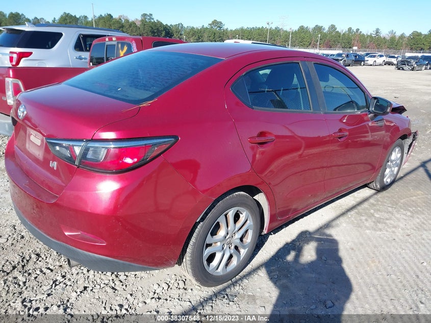 VIN 3MYDLBYV5HY154923 2017 TOYOTA YARIS IA