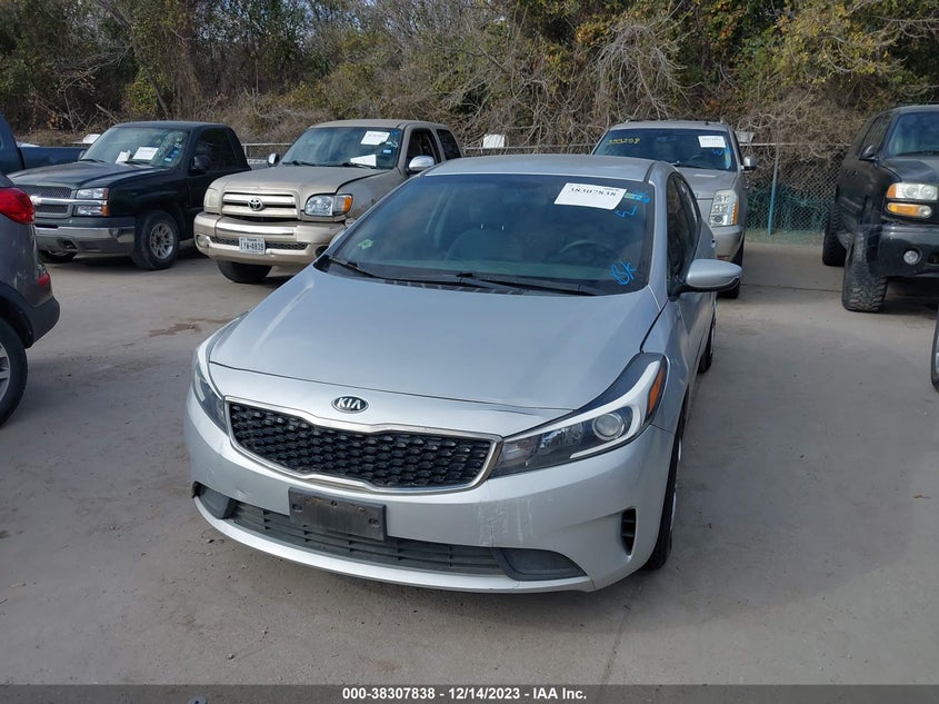 VIN 3KPFL4A72HE025294 2017 KIA FORTE LX