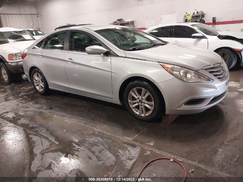 2013 HYUNDAI SONATA GLS - 5NPEB4AC4DH777516