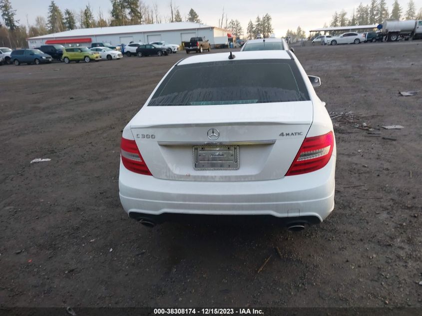 2013 MERCEDES-BENZ C 300 LUXURY 4MATIC/SPORT 4MATIC - WDDGF8AB2DR258555