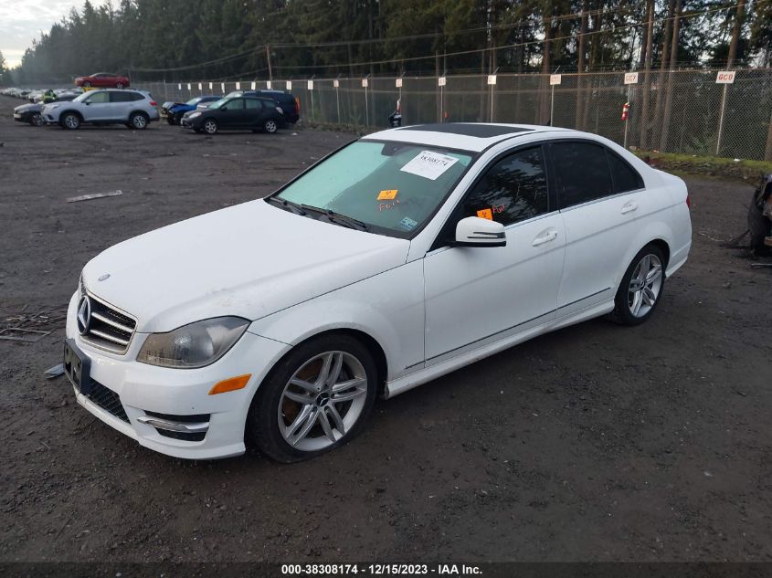 2013 MERCEDES-BENZ C 300 LUXURY 4MATIC/SPORT 4MATIC - WDDGF8AB2DR258555