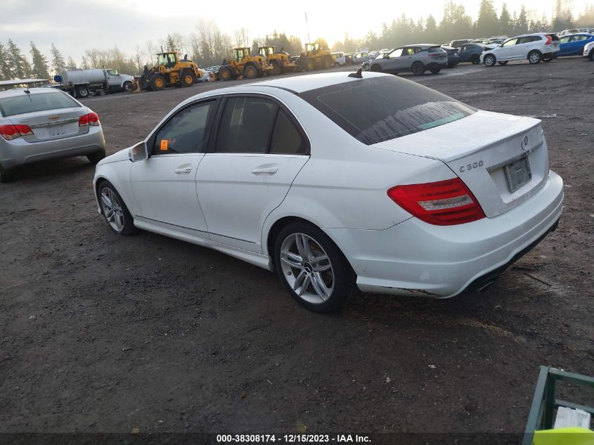 2013 MERCEDES-BENZ C 300 LUXURY 4MATIC/SPORT 4MATIC - WDDGF8AB2DR258555