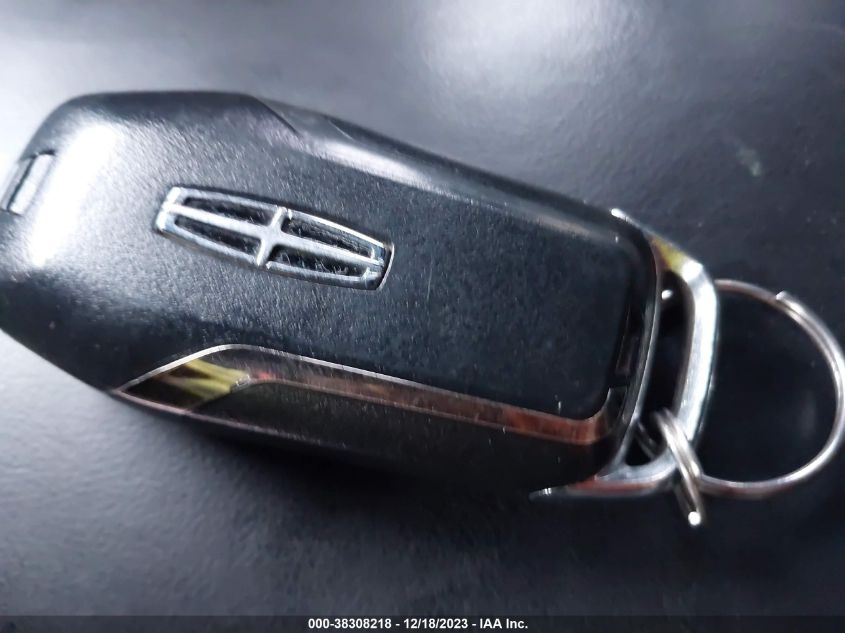 2016 LINCOLN MKC PREMIER - 5LMCJ1C98GUJ08520