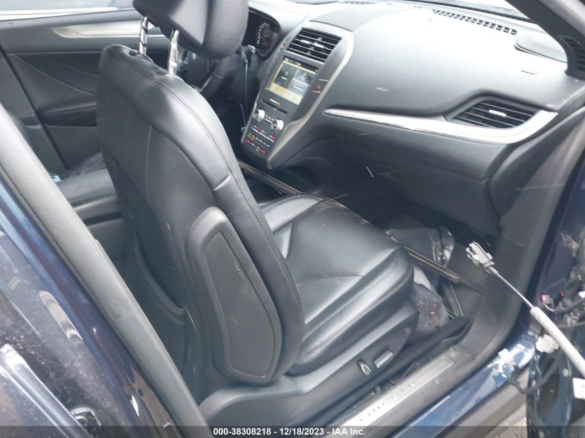 2016 LINCOLN MKC PREMIER - 5LMCJ1C98GUJ08520
