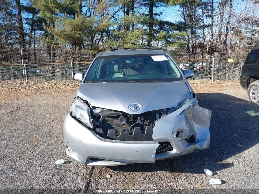 5TDYZ3DC7HS806988 2017 TOYOTA SIENNA, photo no. 12