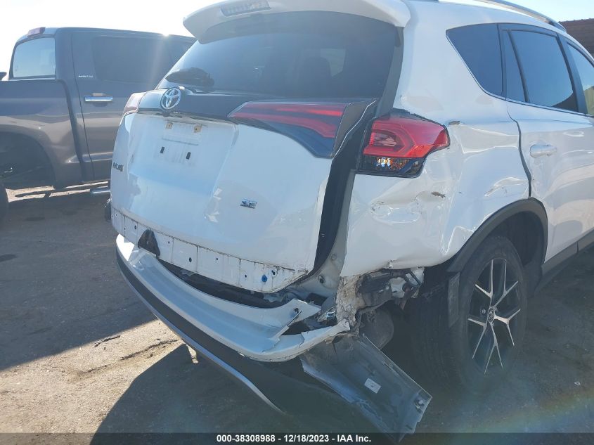 2017 TOYOTA RAV4 SE - JTMNFREV0HJ713631