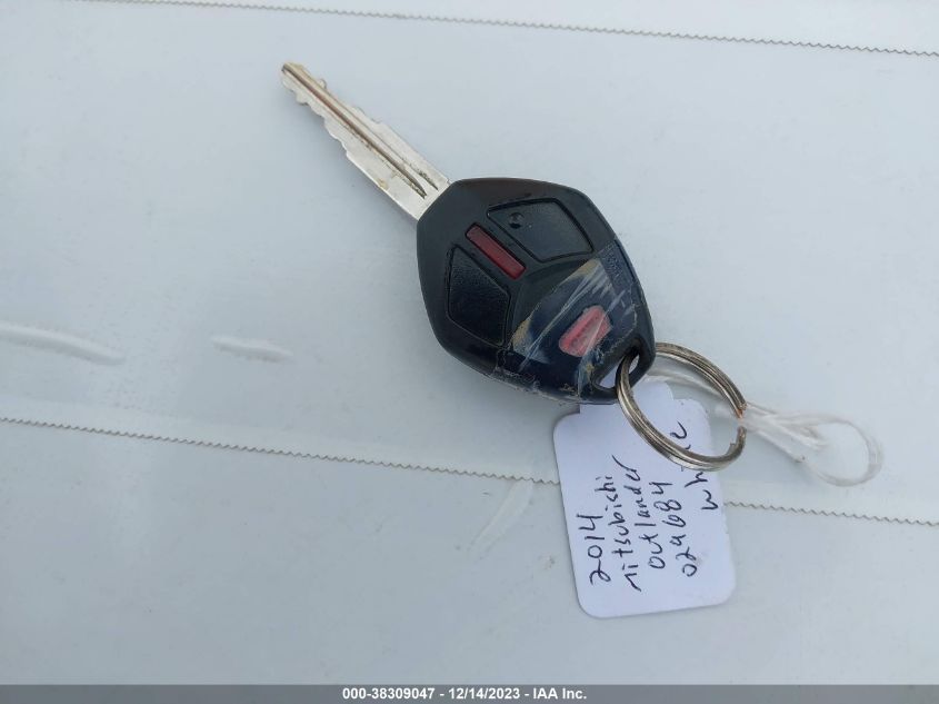 2014 MITSUBISHI OUTLANDER SPORT ES - 4A4AP3AU4EE029684