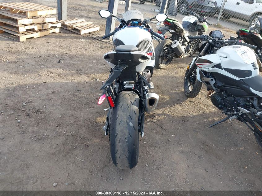 2022 BMW S 1000 RR - WB10E2303N6G09497