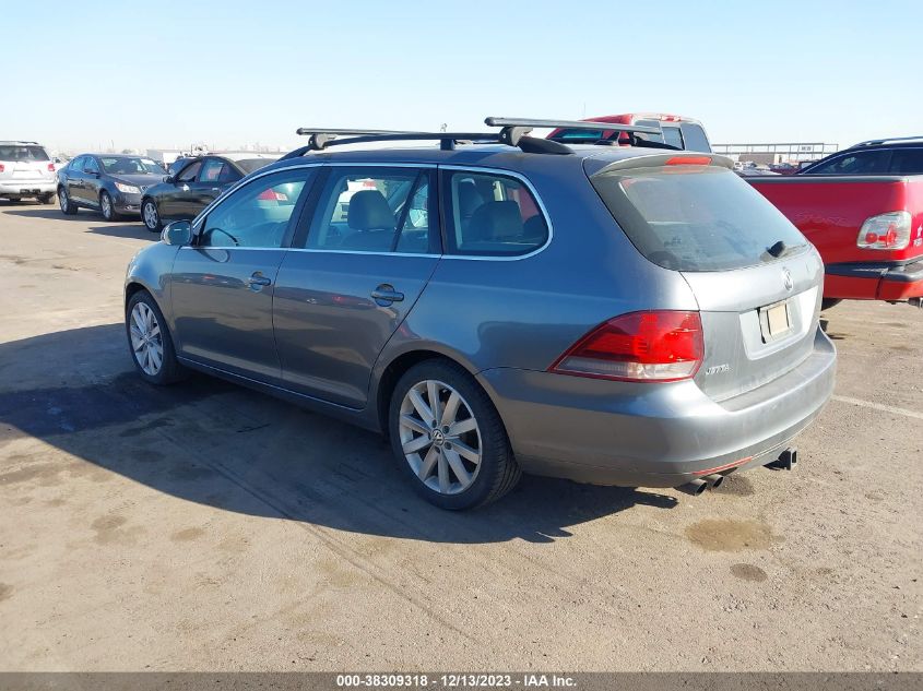 2014 VOLKSWAGEN JETTA SPORTWAGEN 2.0L TDI - 3VWPL7AJ3EM609526