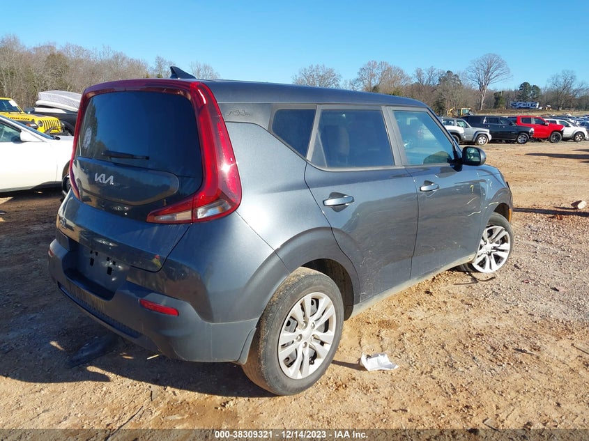 2022 KIA SOUL 2.0L I4   N(VIN: KNDJ23AU9N7811568