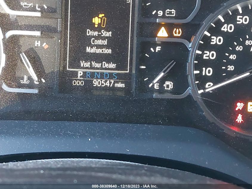 2018 TOYOTA TUNDRA CREWMAX SR5 - 5TFEY5F17JX231952