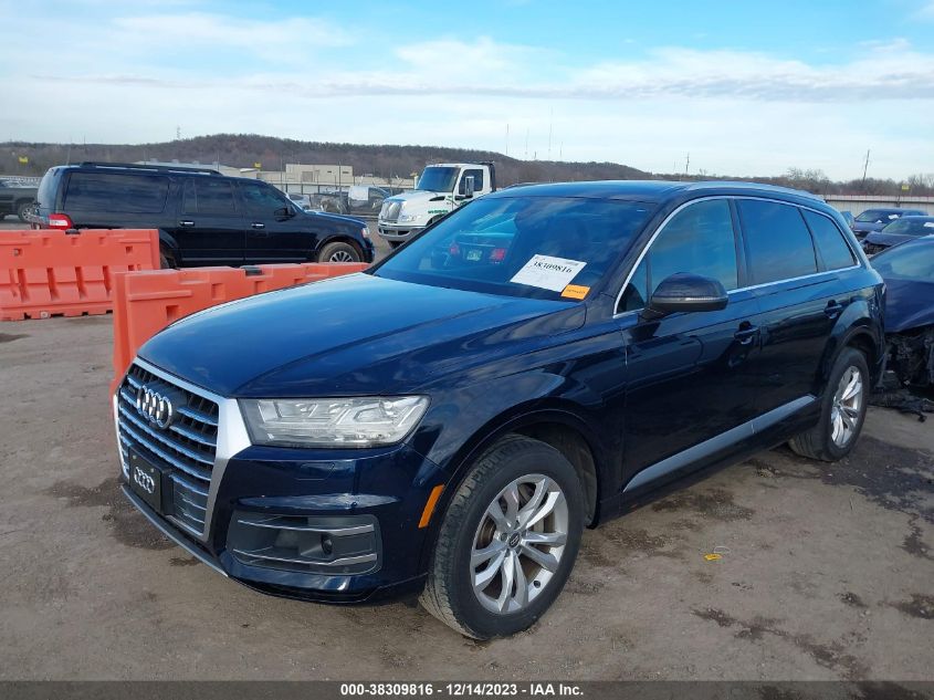 WA1LAAF70HD017478 2017 AUDI Q7, photo no. 2