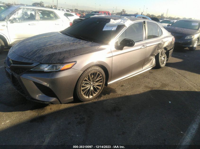2018 TOYOTA CAMRY SE - 4T1B11HK9JU500293
