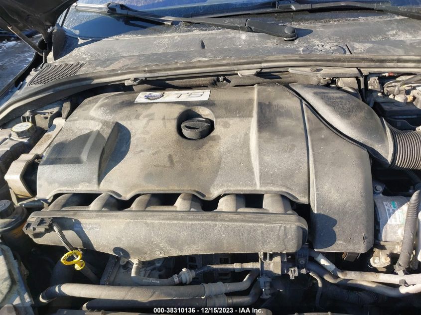 2015 VOLVO S80 PLATINUM YV1902MD8F1183306